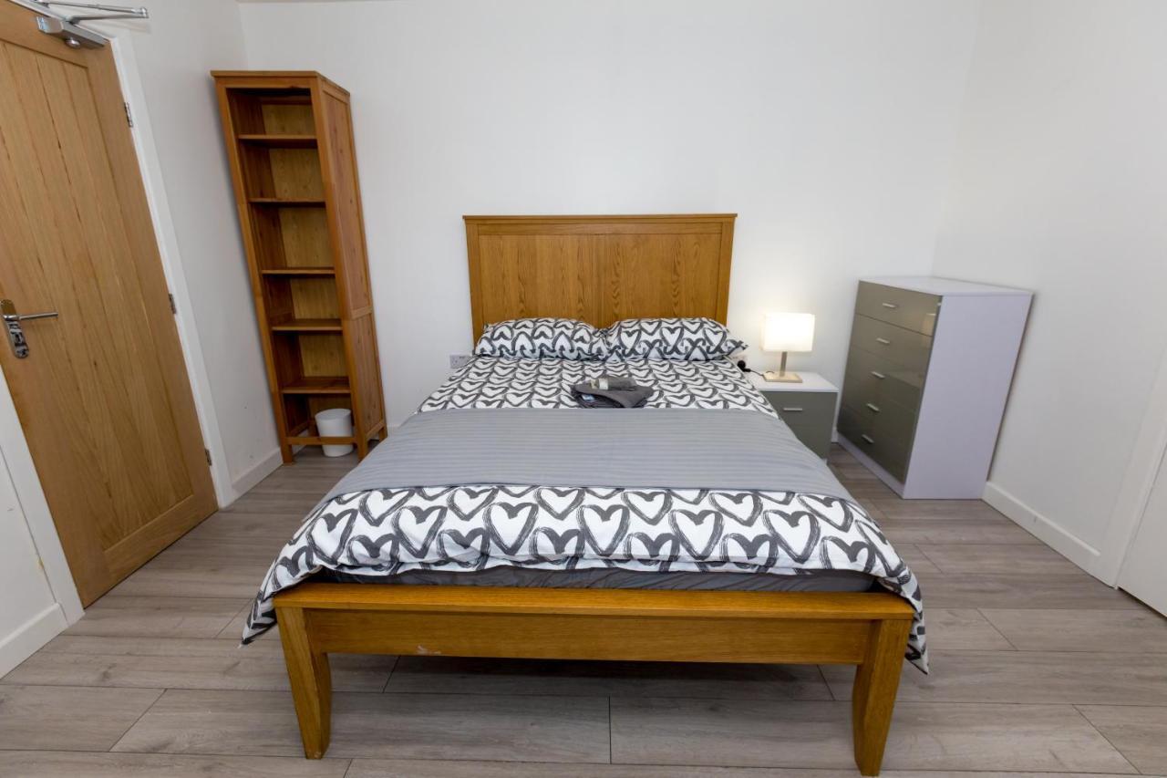 Comfortable Stay In Shirley, Solihull - Room-2 Bagian luar foto