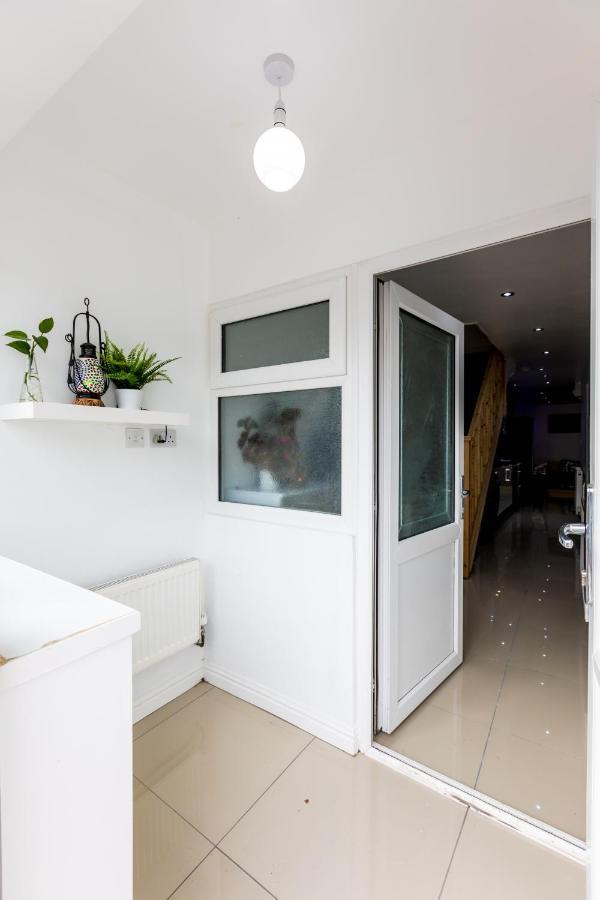 Comfortable Stay In Shirley, Solihull - Room-2 Bagian luar foto