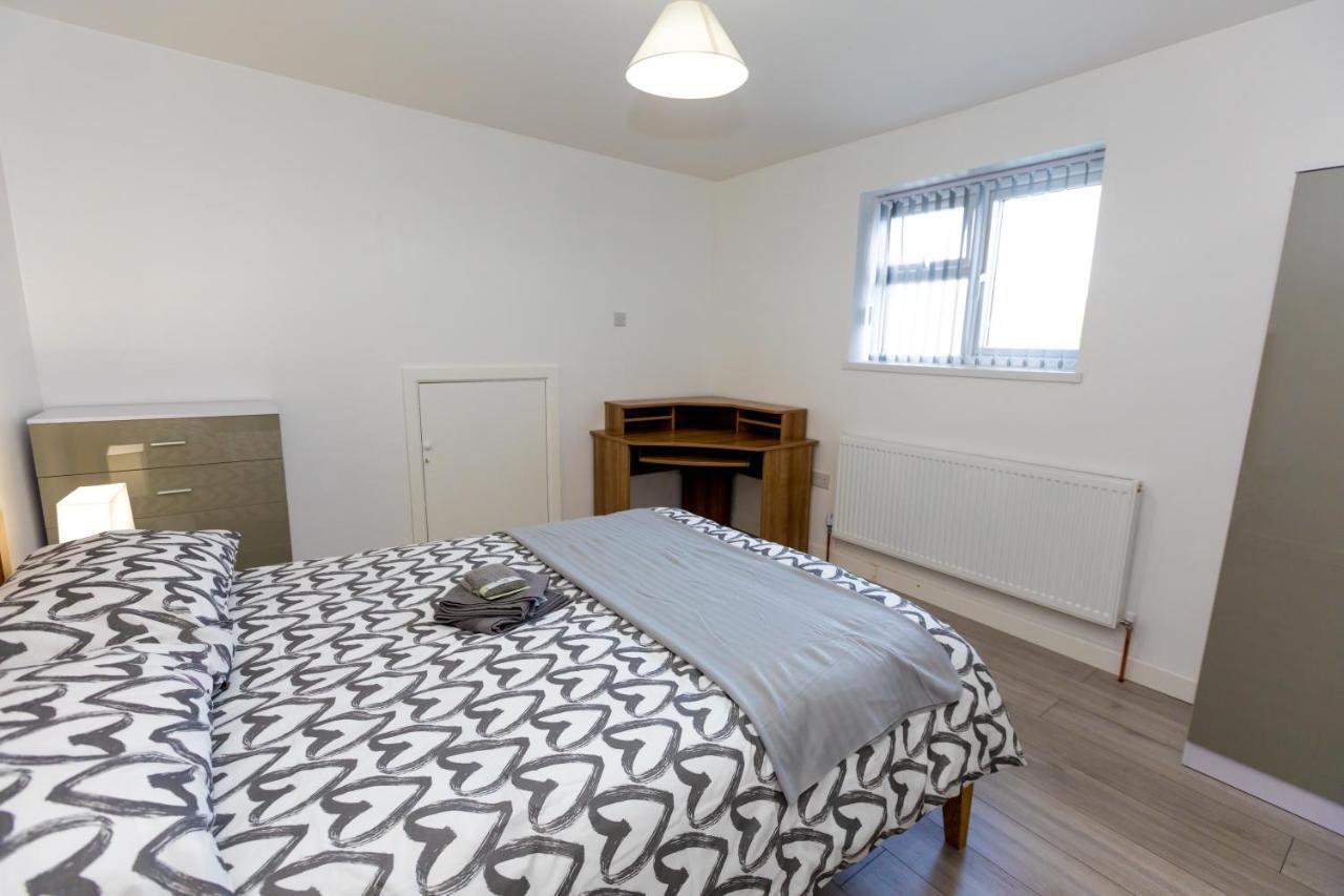Comfortable Stay In Shirley, Solihull - Room-2 Bagian luar foto